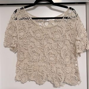 Express Crochet Crop Top - size M
